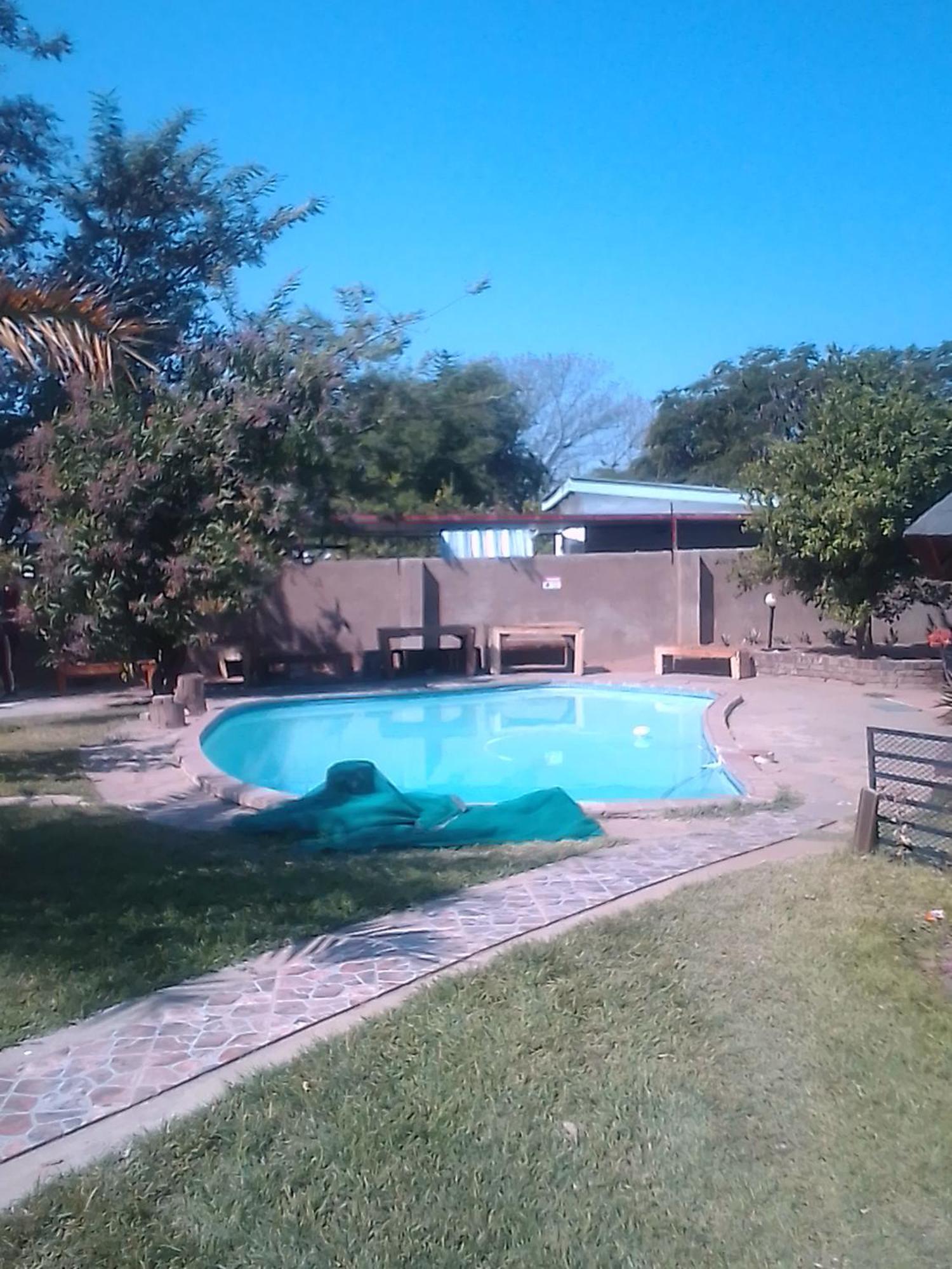 Birdville Bnb Guest House Gaborone Exterior photo