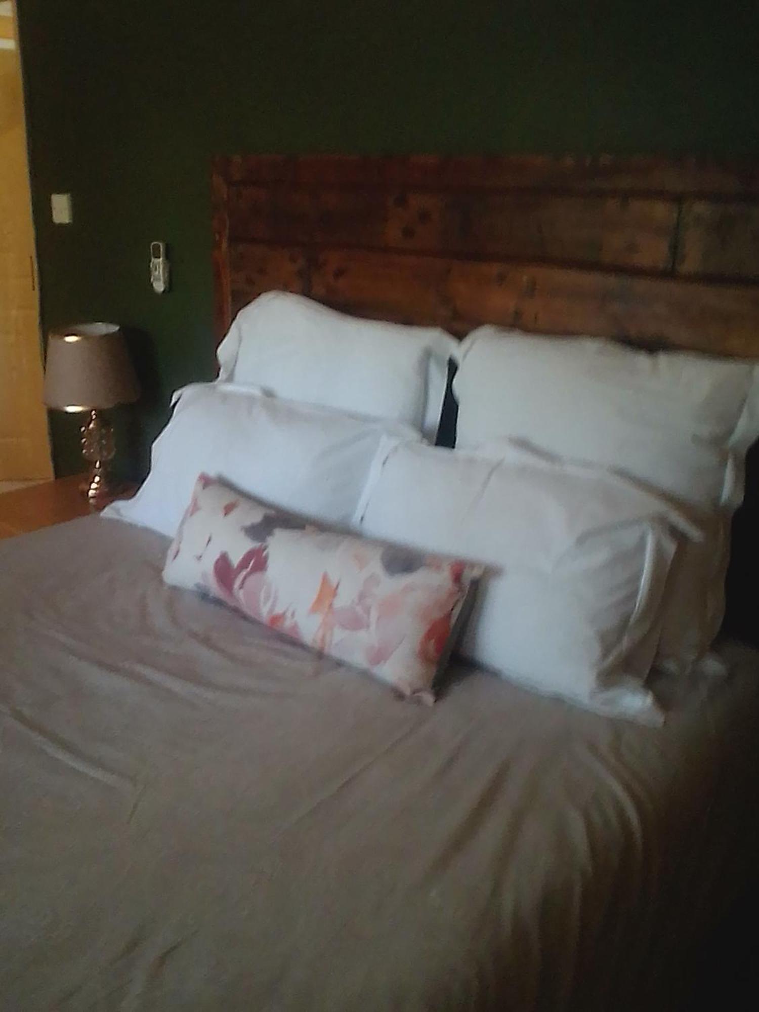 Birdville Bnb Guest House Gaborone Exterior photo