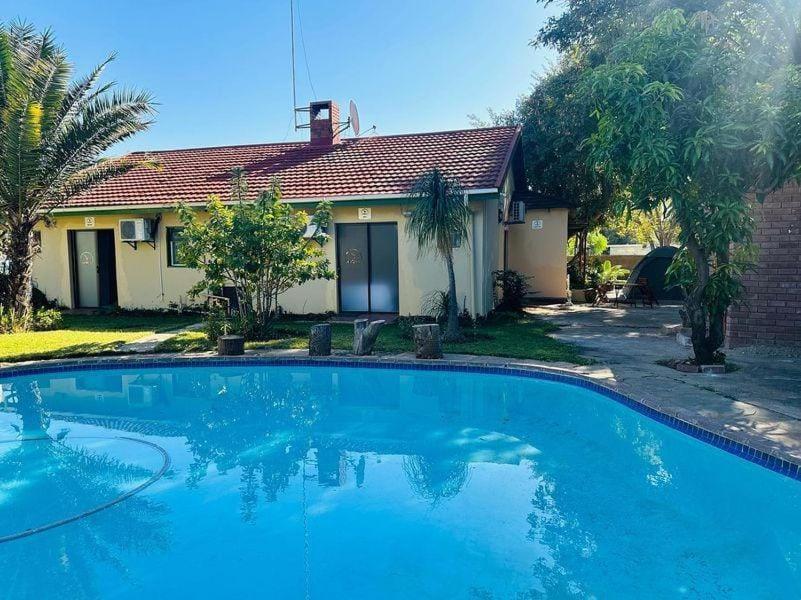 Birdville Bnb Guest House Gaborone Exterior photo
